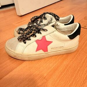 Vintage Havana Kids White and Pink Star Sneakers with cheetah laces